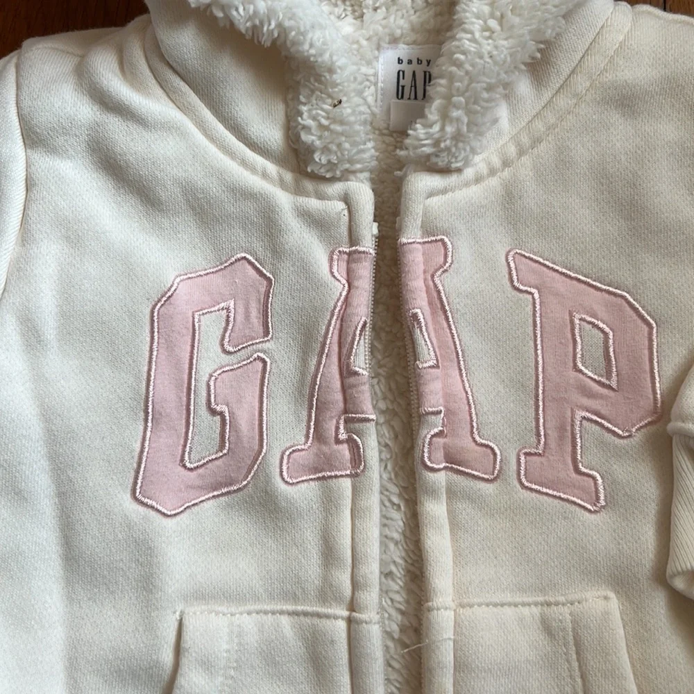 𝅺Baby Gap|Logo CozySherpa Hoodie- Size 12-18months
